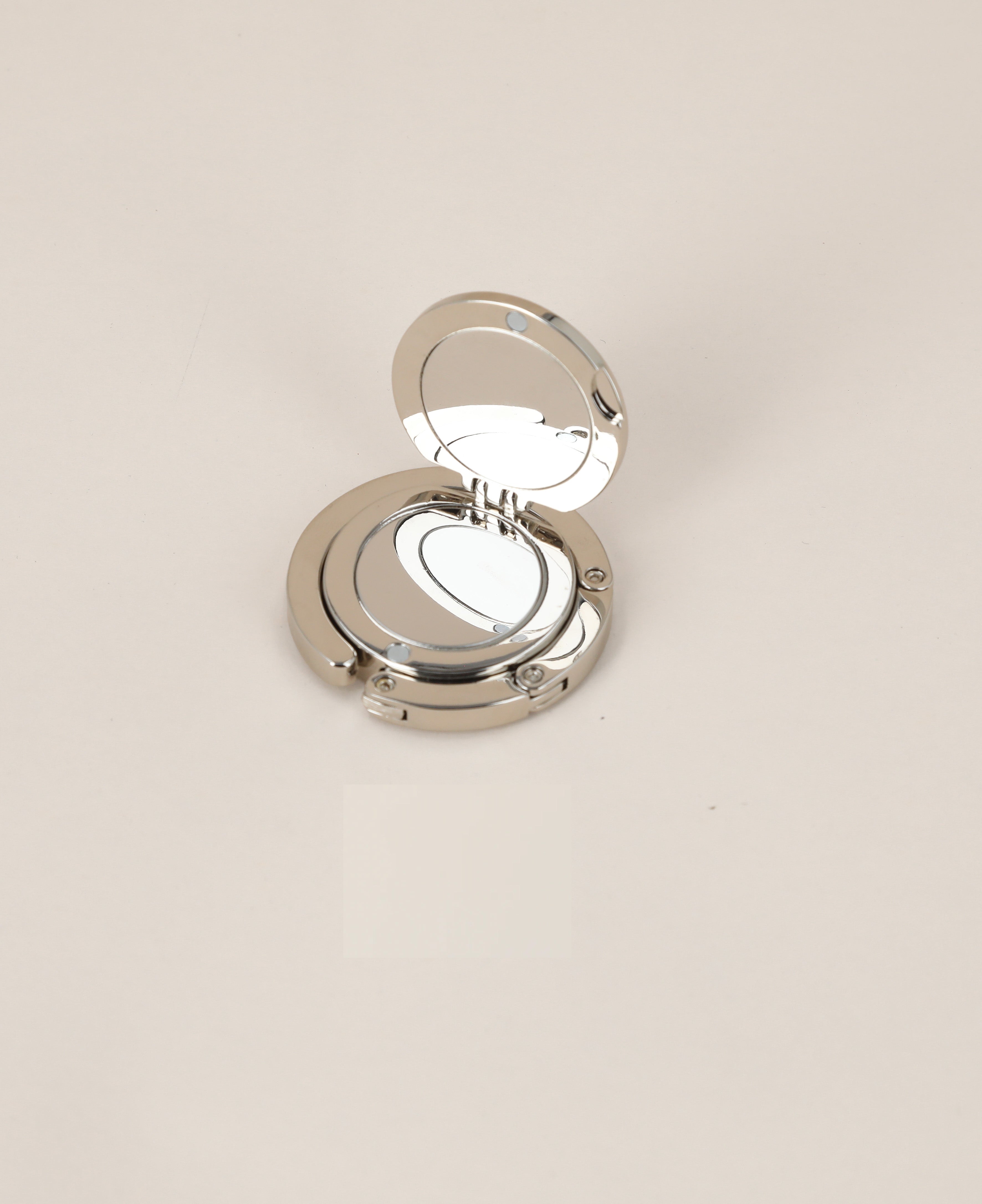 BAG HANGER